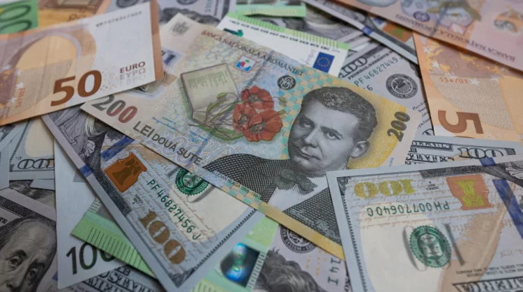Curs valutar 19 ianuarie 2026: Cât valorează un euro și un dolar?