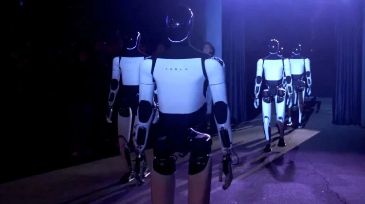 Tesla investește în roboți și inteligență artificială. Investiție de 2 miliarde de dolari în xAI