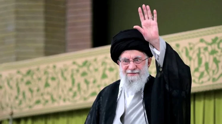 Funeraliile fostului lider iranian, Ali Khamenei, au fost amânate