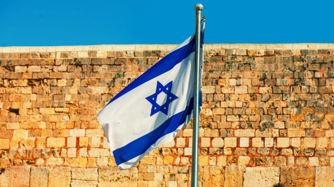 Lucrezi în Israel? Ce drepturi au muncitorii moldoveni, explicate într-un nou ghid
