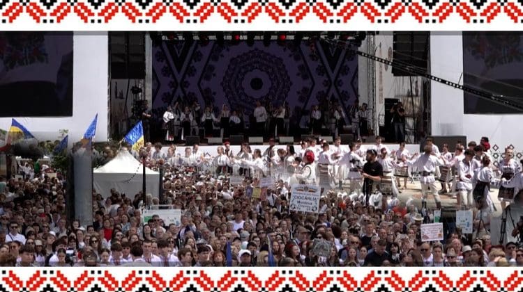 NO COMMENT: FESTIVALUL TRADIȚIILOR LA CHIȘINĂU