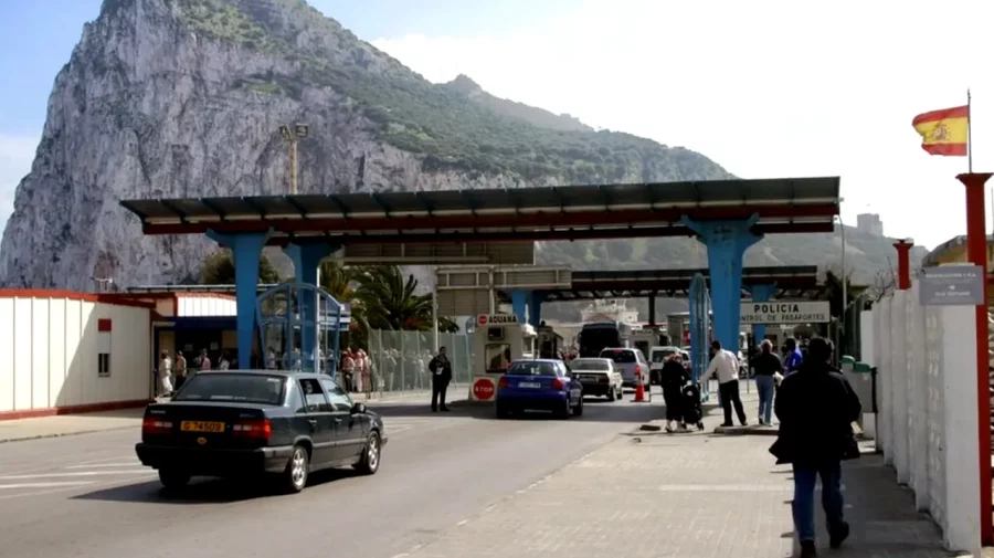 Moment istoric, după Brexit: celebra graniță dintre Spania și Gibraltar dispare