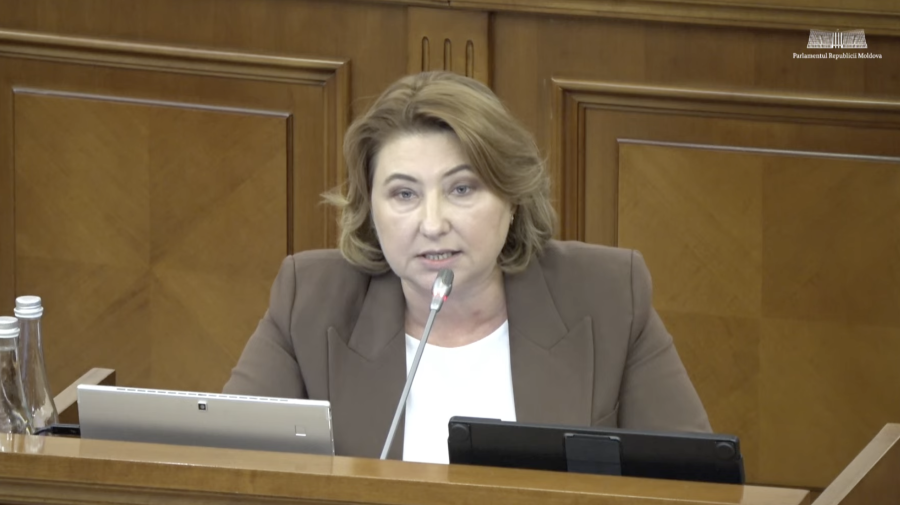 „Vreau să spun că nu consum vodcă”! Cum a ajuns Marcela Adam să facă declarația la tribuna Parlamentului