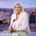 Marine Le Pen, lideră în sondaje la prezidențialele din Franța. Se estimează că ar putea câștiga în al doilea tur