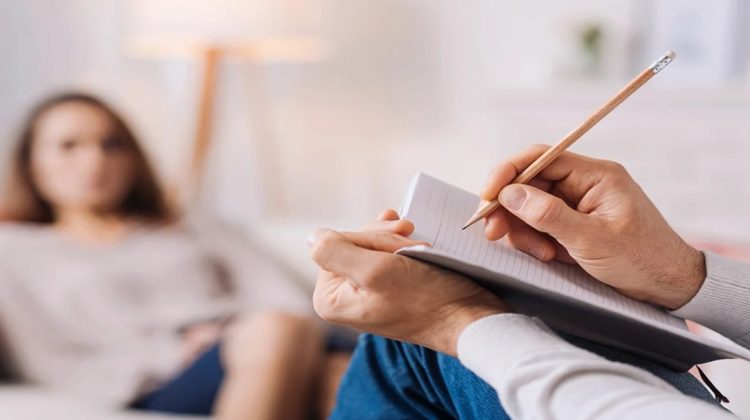 Psihologii din Moldova vor avea, în premieră, un Colegiu Național. Ce se schimbă pentru profesie