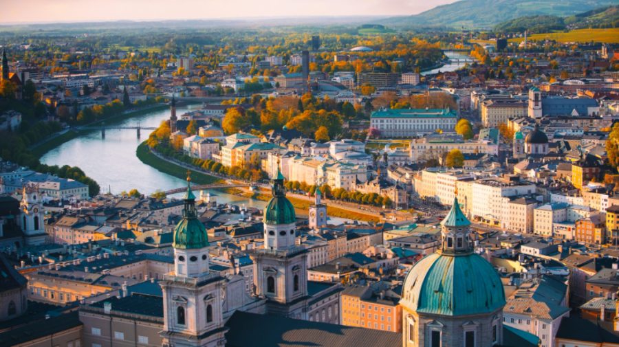 Mai mulți turiști, taxe mai mari. Viena dublează treptat taxa turistică după un an record de vizitatori