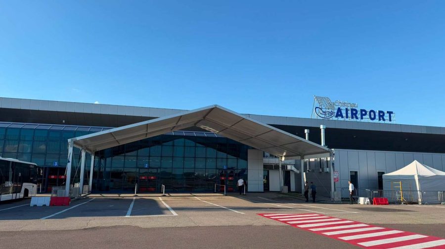 Mai puțină aglomerație la Aeroportul Chișinău: O zonă temporară de pre-îmbarcare este în curs de amenajare