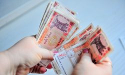 Economist: Guvernul împrumută 5 miliarde de lei lunar ca să plătească împrumuturile vechi