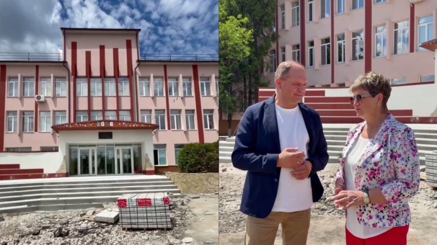 Primarul Chișinăului a vizitat Liceul din Colonița. Urmează lucrări de reconstrucție a curții școlii