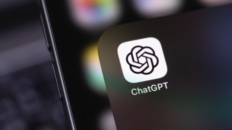 ChatGPT „a picat” la nivel global: OpenAI confirmă defecțiunea. Sute de mii de utilizatori, afectați