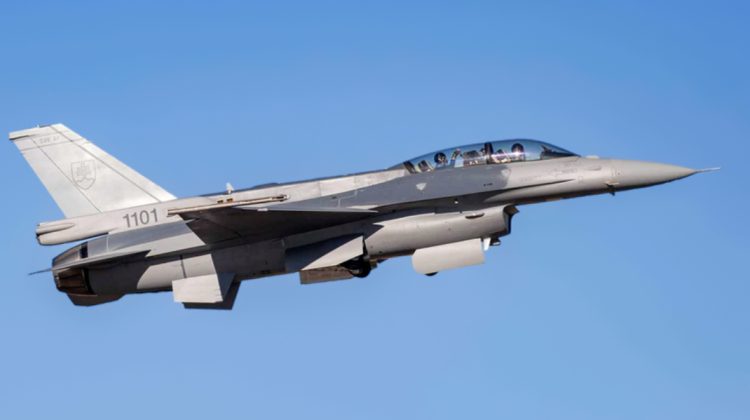Misiune dificilă în aer! Cum au reușit piloții de F-16 să doboare drona ajunsă în Buzău