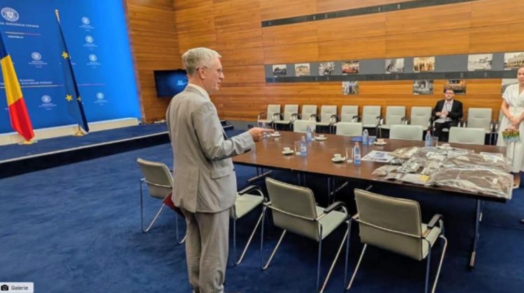 Ambasadorul rus, convocat la MAE România, unde i s-au arătat bucăți din dronă