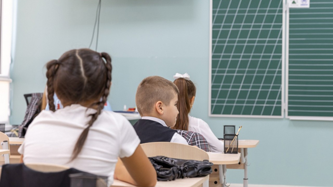 Programul prelungit în școlile din Chișinău continuă din 1 septembrie. Ce trebuie să știe părinții