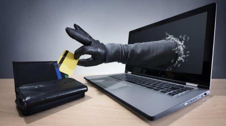 Chișinău: Escrocii s-au dat drept angajați ai BNM și au lăsat o persoană fără 462 de mii de lei