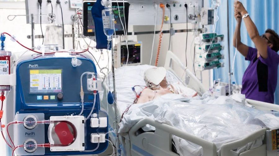 Premieră medicală în Moldova: O procedură inovatoare de purificare a sângelui a salvat o pacientă în stare gravă