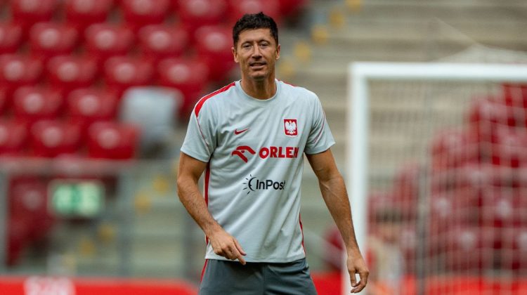 200 de milioane de euro nu l-au convins pe Robert Lewandowski să plece de la FC Barcelona