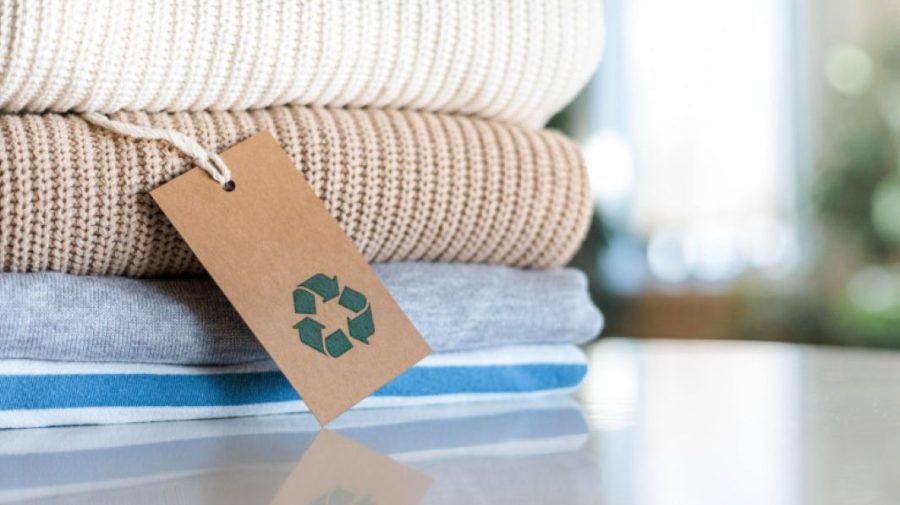Sfârșitul risipei textile? UE obligă firmele să refolosească sau să doneze produsele nevândute