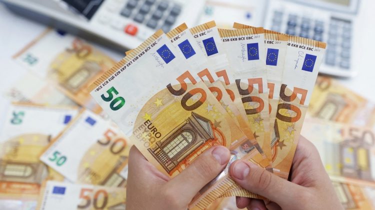 Republica Moldova va negocia un nou împrumut de peste 300 de milioane de euro pentru reabilitarea unor drumuri