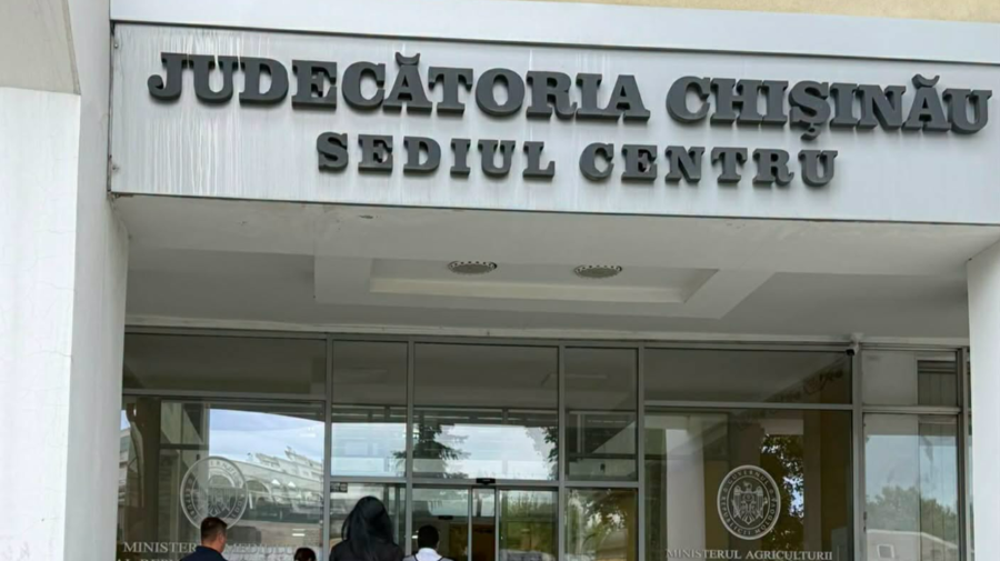 Judecătoria Chișinău, după descinderile CNA:  Instanța cooperează pe deplin cu organele de urmărire penală