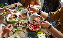 Un obicei alimentar ar putea proteja creierul la bătrânețe. Ce au descoperit cercetătorii