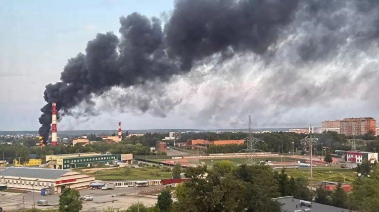 Moscova, vizată de un nou atac cu drone. Activitatea a trei aeroporturi a fost suspendată temporar