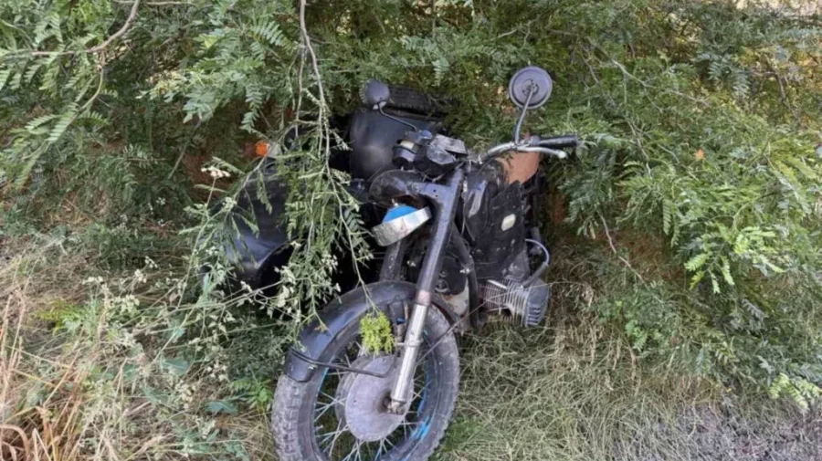 Accident la Drochia: Un motociclist beat s-a răsturnat cu motocicleta. Printre victime, un copil de 3 ani