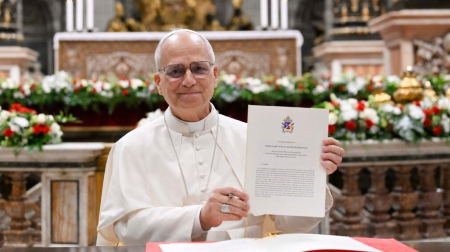 Vatican și Beijing ajung la un acord pentru numirea unui episcop în China, după două decenii