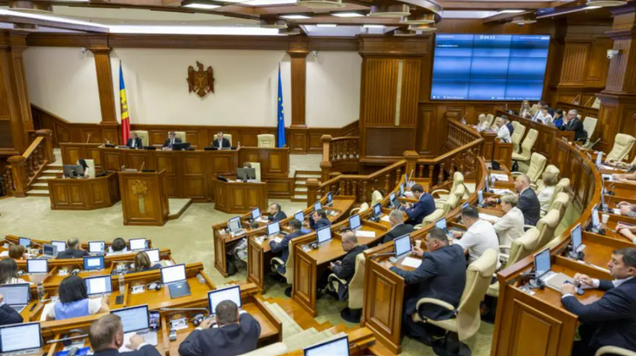 Componența Comisiei de anchetă privind activitatea întreprinderilor de stat va fi modificată: Cine sunt noii membri