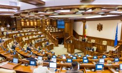 Deputații se întrunesc pe 3 septembrie în prima ședință plenară din această sesiune