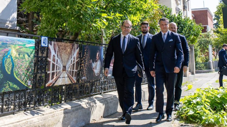 Premierul Tofan a ajuns la București. Va discuta cu oficialii români despre infrastructură și energie