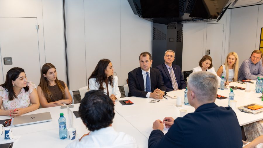 Dialog între autorități și sectorul IT: competitivitatea și inovația, pe agendă
