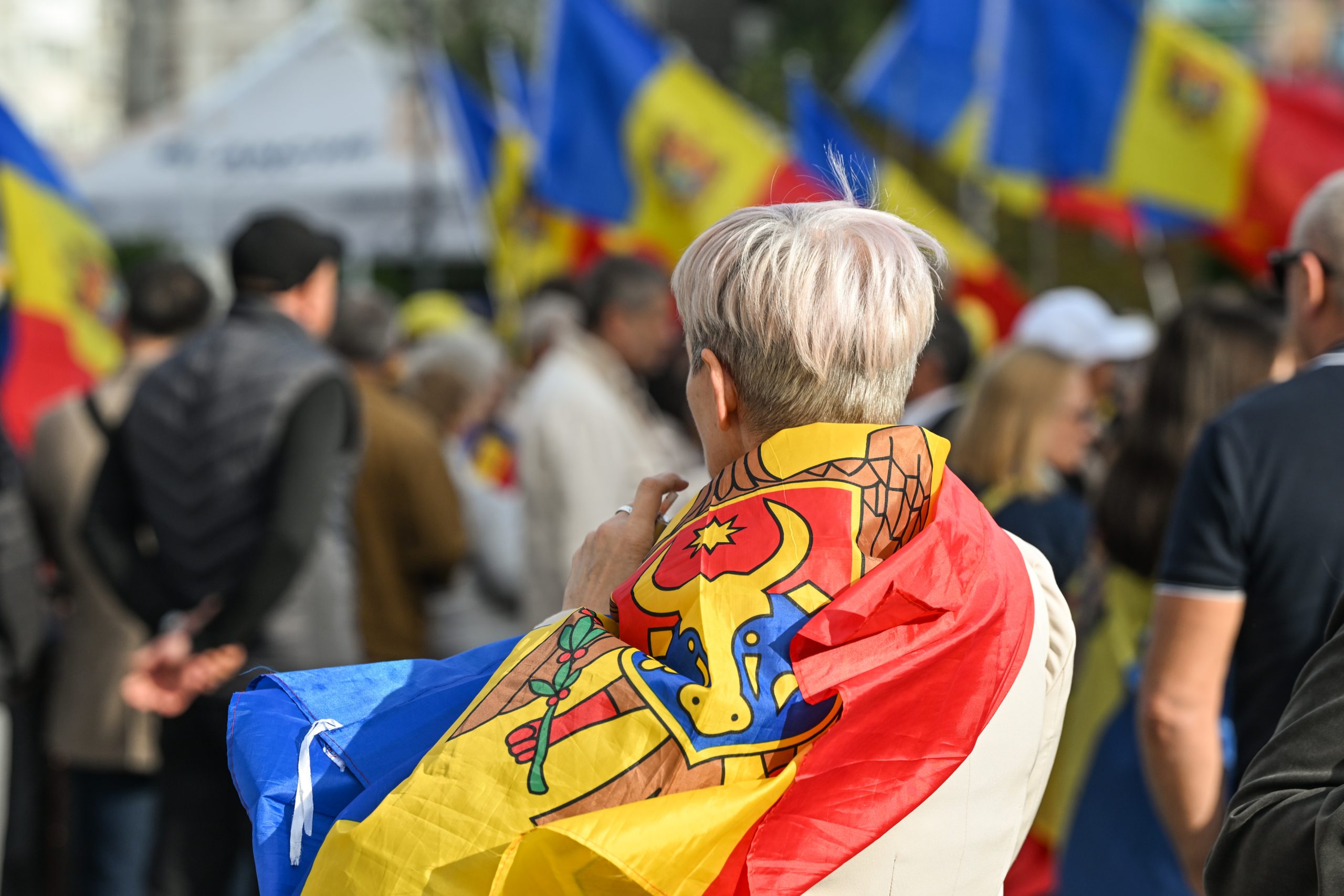 Câți moldoveni mai sunt în țară, la 35 de ani de independență: Datele care arată amploarea migrației