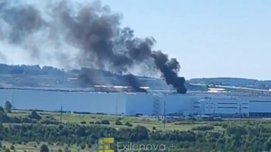 VIDEO Ucrainenii atacă din nou „Amazonul rusesc”. Incendiu la un centru logistic Wildberries din Ekaterinburg