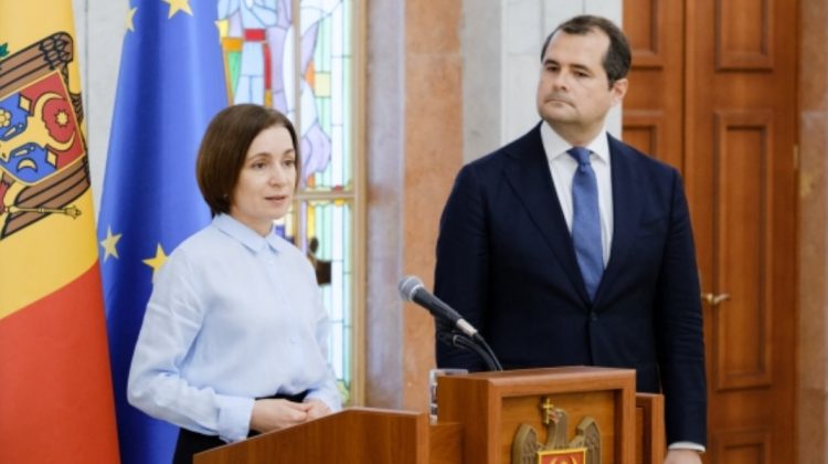 „Prim-ministrul este un om foarte energic”. Maia Sandu: Guvernul trebuie ajutat, nu judecat după „breaking news”