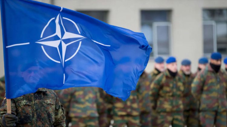 O țară NATO a introdus începând de azi serviciul militar obligatoriu de 11 luni. În Armată sunt chemate și femeile