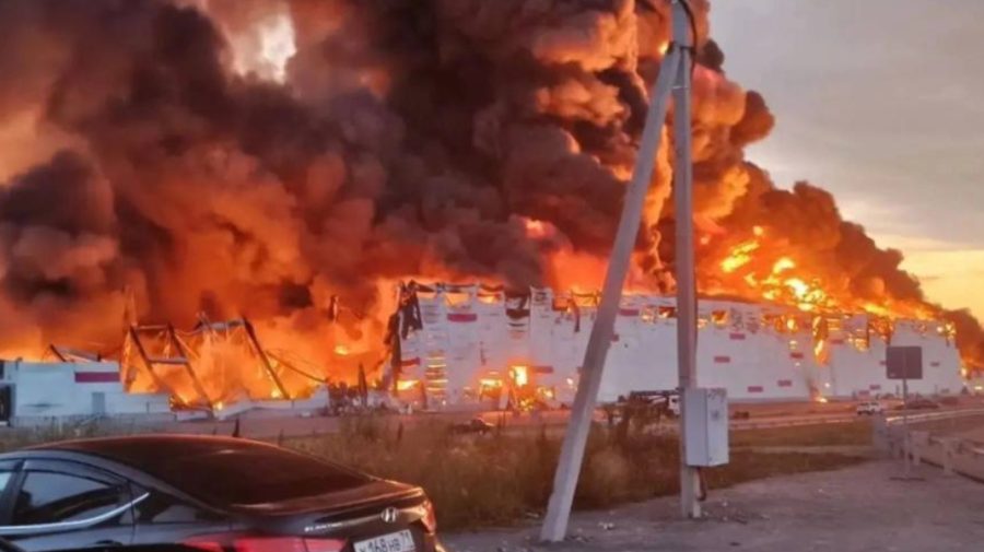 VIDEO Ucraina a lovit încă un depozit al „Amazonului rusesc”. Aproximativ 20 de centre logistice au fost atacate
