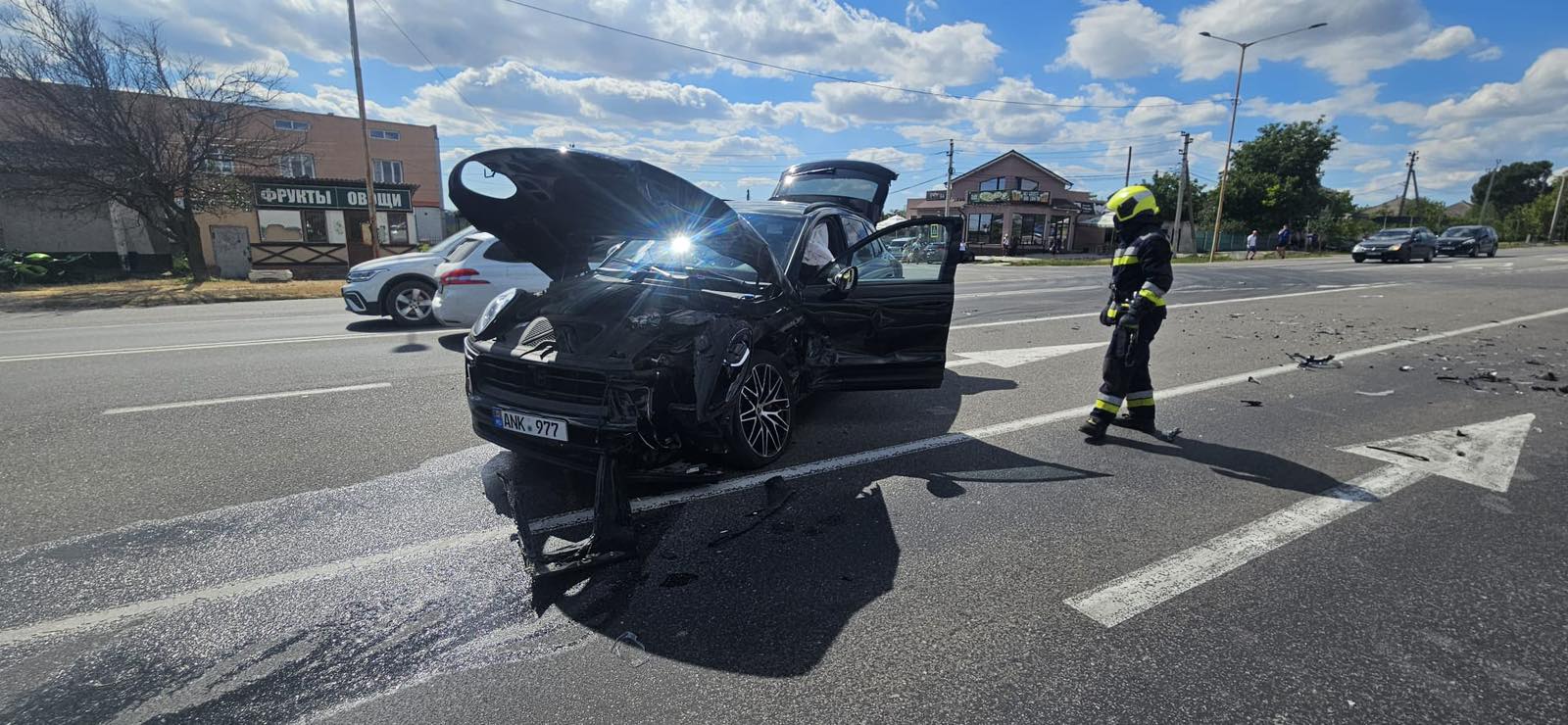 Accident la o intersecție din Bilicenii Vechi, raionul Sângerei: Un Porsche nu ar fi cedat trecerea