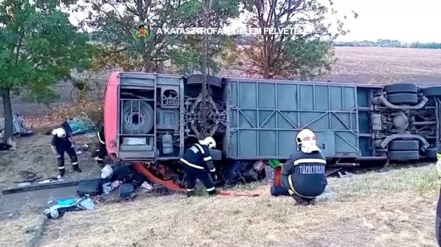 Șoferul autocarului din Ungaria, arestat după accidentul soldat cu 12 morți. Ar fi adormit la volan