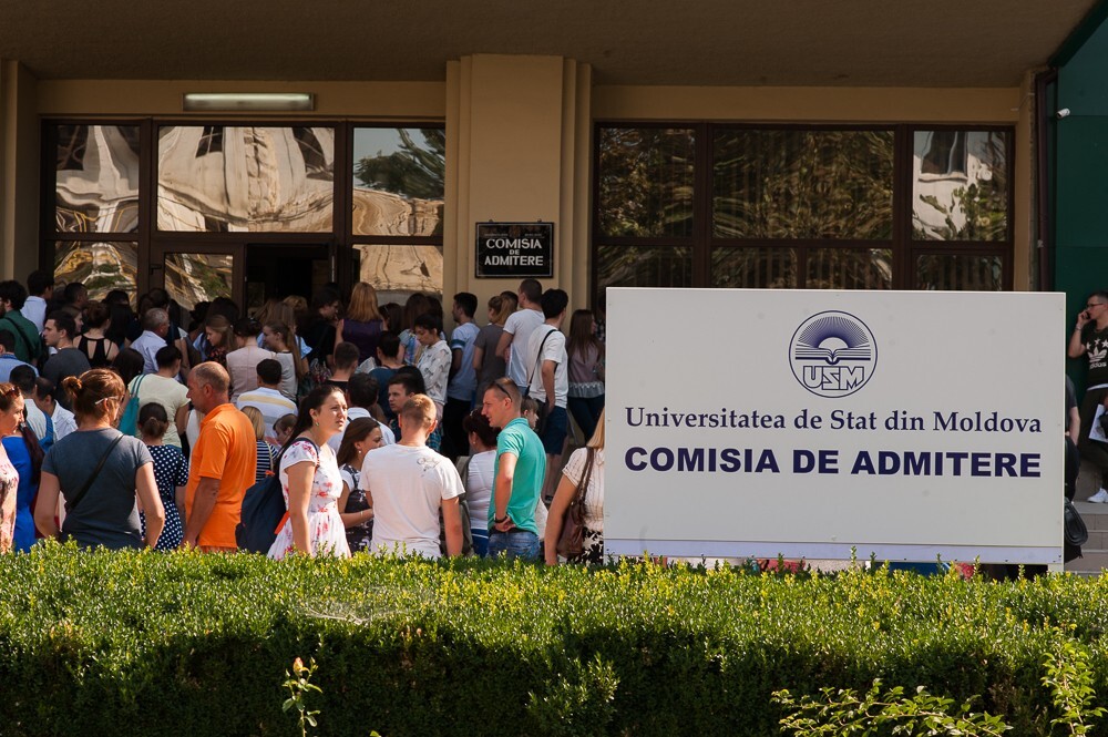 Admitere 2026: Peste 18 mii de tineri, înmatriculați deja la universități. Ce facultăți sunt în topul preferințelor