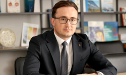 Un nou secretar general la Ministerului Energiei. Premierul Tofan: „Am citit zece secunde CV-ul, foarte impresionant”