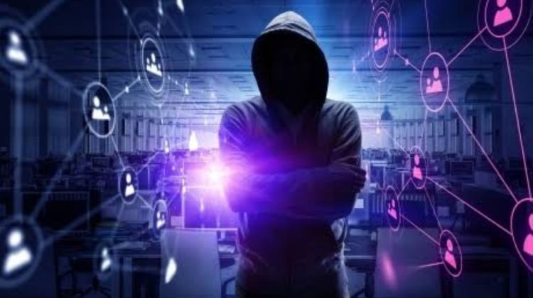 Atac cibernetic fără precedent în Franța. Datele fiscale a aproape 700.000 de persoane și companii, furate de hackeri