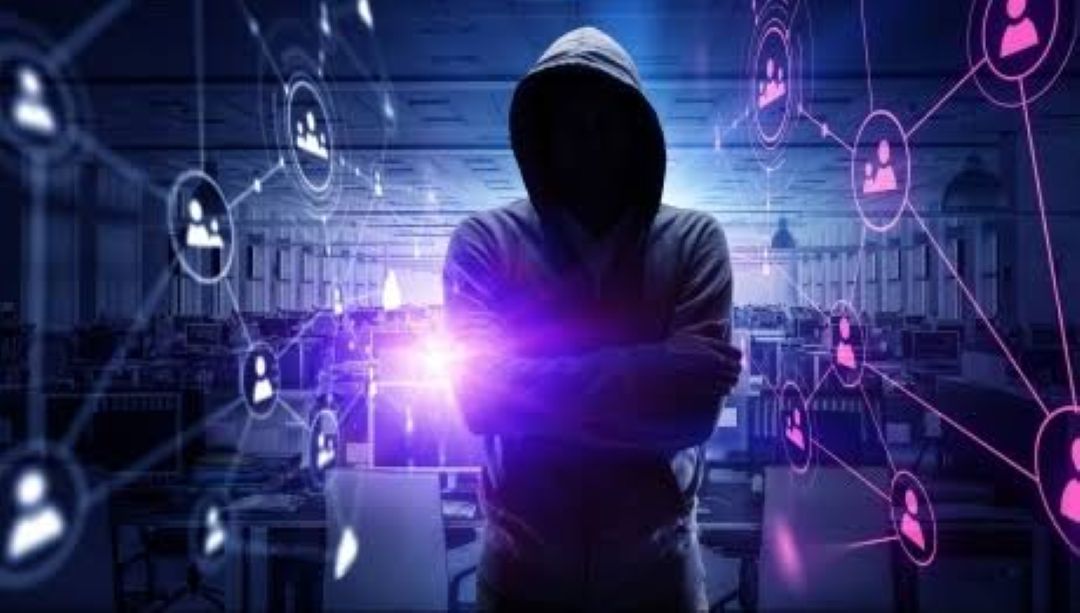 Atac cibernetic fără precedent în Franța. Datele fiscale a aproape 700.000 de persoane și companii, furate de hackeri