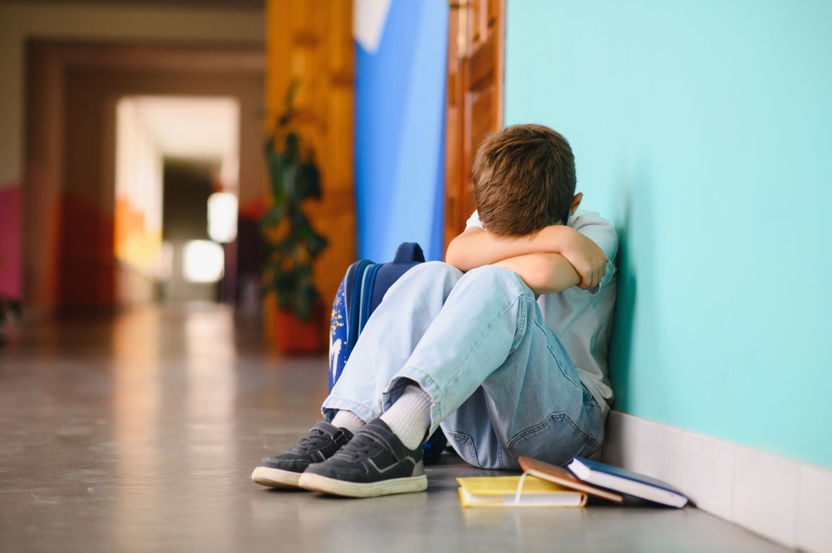 Violența, bullyingul și corupția, cele mai frecvente probleme în școlile din Moldova: Câte cazuri au fost raportate