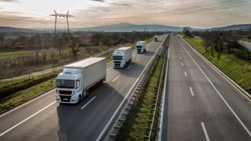Transportatorii moldoveni vor achita taxe pentru drumurile din Azerbaidjan: Care sunt tarifele