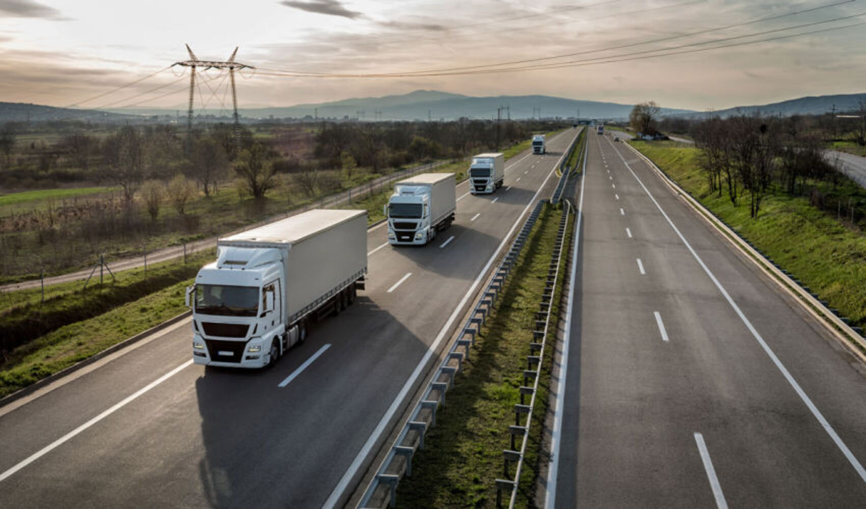 Transportatorii moldoveni vor achita taxe pentru drumurile din Azerbaidjan: Care sunt tarifele