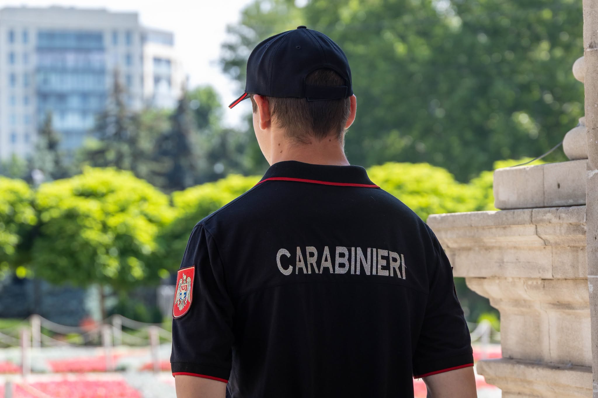 Trei copii, găsiți pe străzile Chișinăului, în toiul nopții. Au fost duși la inspectorat