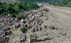 Bilanț devastator al inundațiilor de la granița Nepalului cu China: cel puțin 750 de morți și peste 3.000 de dispăruți