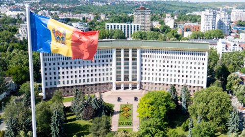 Vacanța deputaților, întreruptă: Parlamentul ar putea fi convocat în sesiune extraordinară
