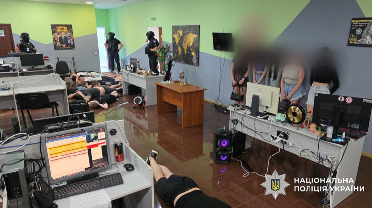 ”Suntem de la bancă”: 94 de call-centre de escroci depistate în Ucraina. Scenariile trase la indigo cu cele din Moldova