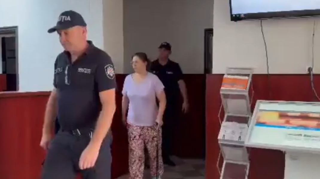 VIDEO Șoferița din accidentul de la Strășeni ar putea fi cercetată în libertate